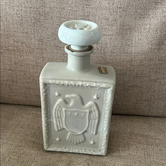 Vintage J.W. Dant Decanter American Collection of Great Moments in History - Picture 3 of 3